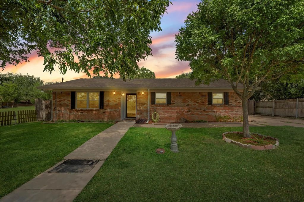 1409 Old Brandon Road, Hillsboro