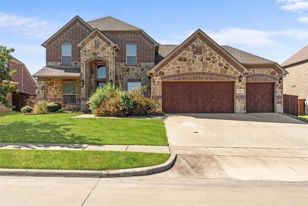 1425 Barrolo Drive, McLendon Chisholm