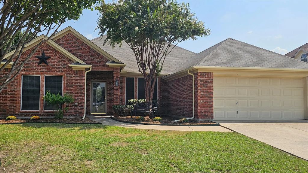 610 Manchester Drive, Mansfield