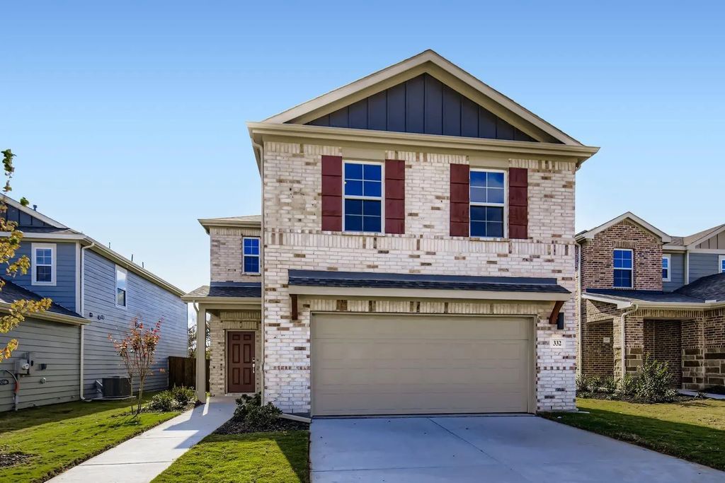 332 Sun Harvest Drive, Royse City