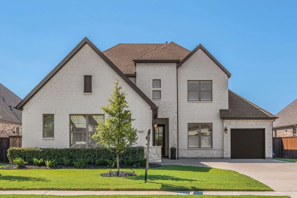 4302 Highwoods Trail, Highland Village