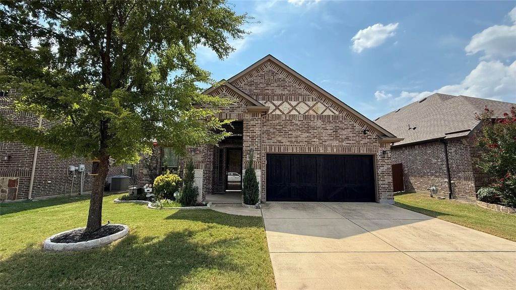 8332 Snow Goose Way, Fort Worth