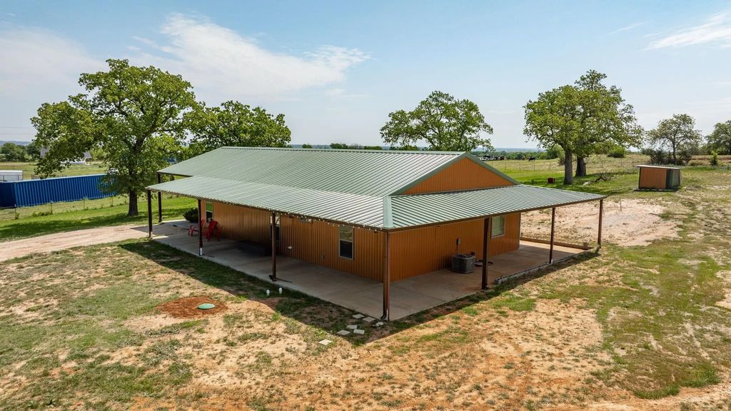 3385 County Road 275, Stephenville
