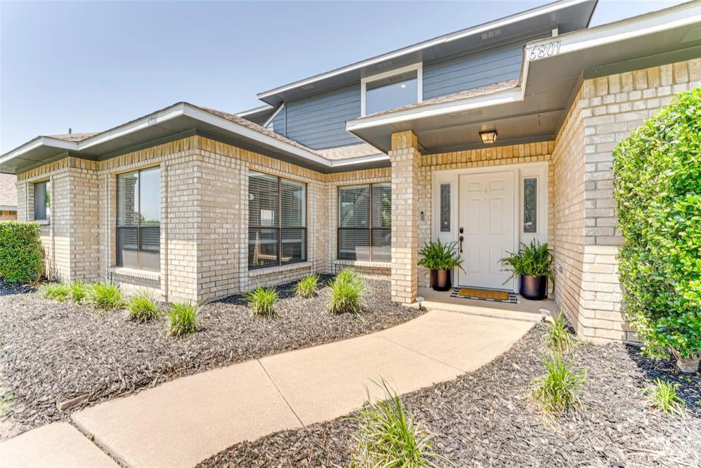6801 Alissa Drive, Rowlett