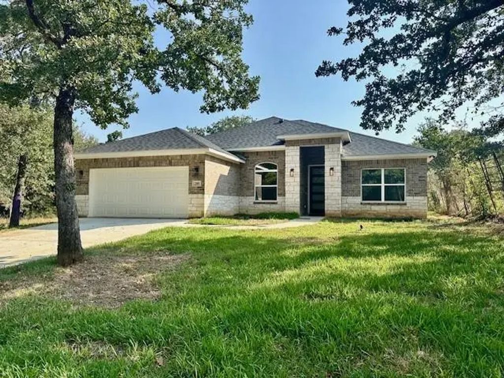 209 Cotton Drive, Mansfield