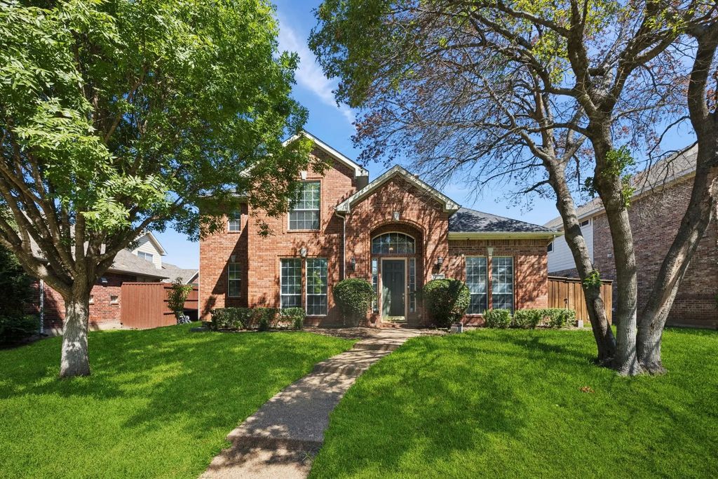2417 Mesa Oak Trail, Plano