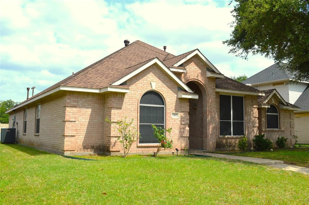 3402 Ashleaf Drive, Carrollton