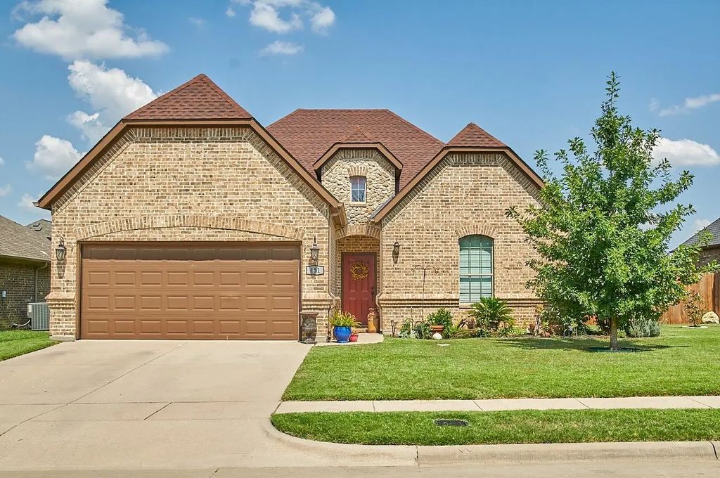 451 Chisholm Trail, Justin