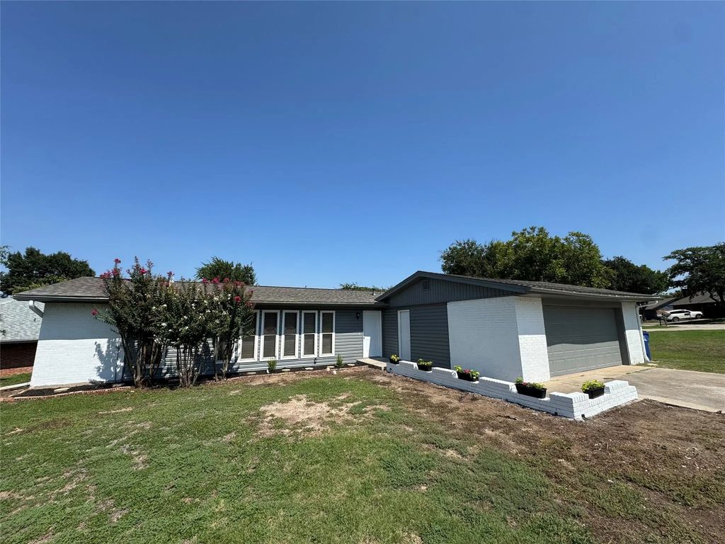 9750 Camfield Road, Frisco