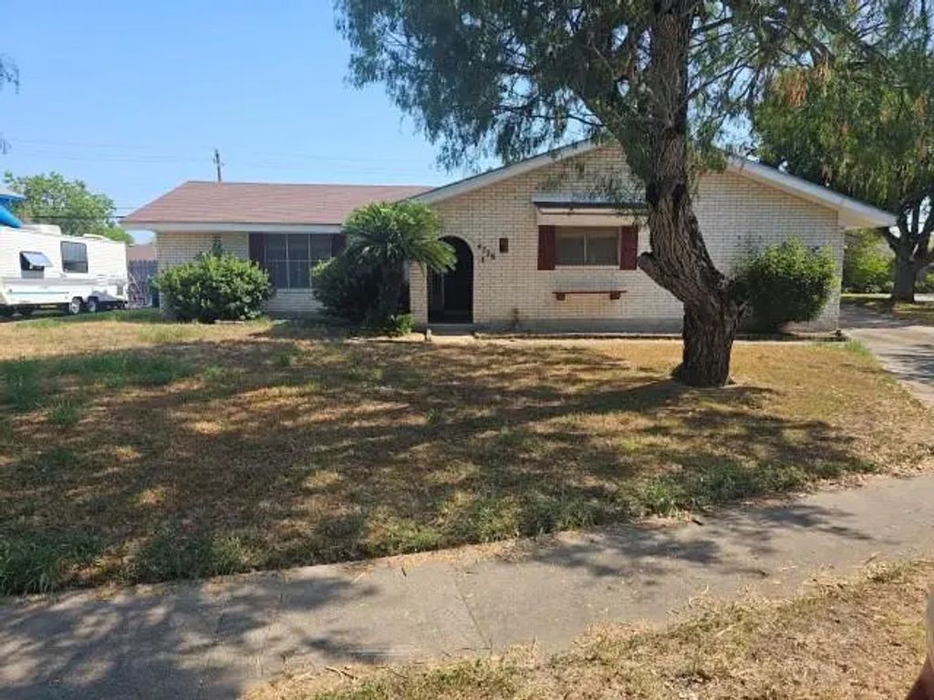 4726 Champions Drive, Corpus Christi