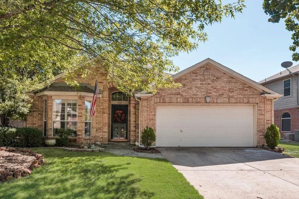 2312 Caddo Circle, Denton