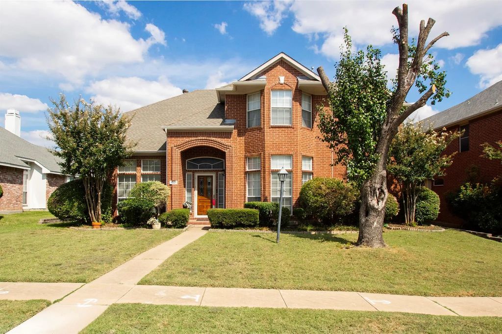 1321 Kentshire Circle, Plano