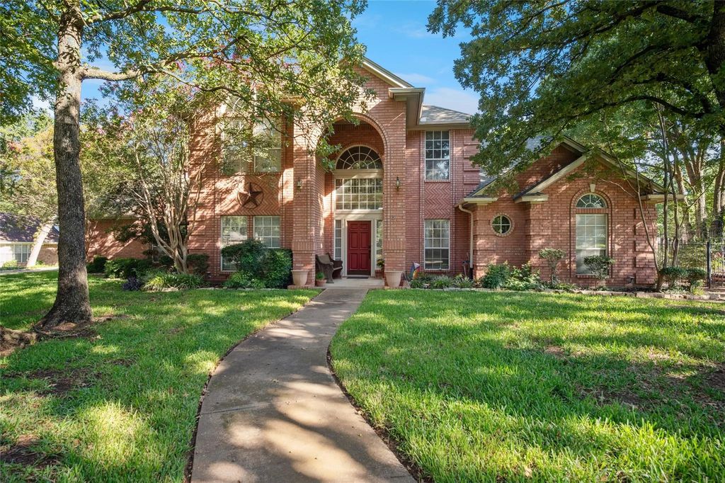 1125 Wales Drive, Keller