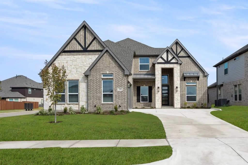 2201 Phoebe, Mansfield