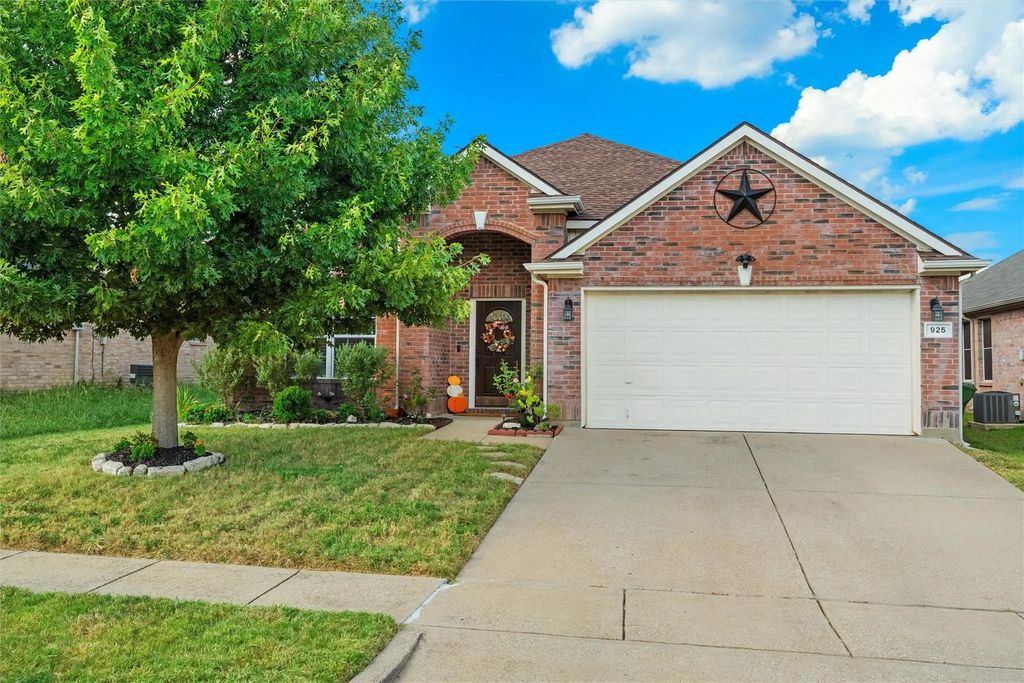 925 Gillon Drive, Arlington