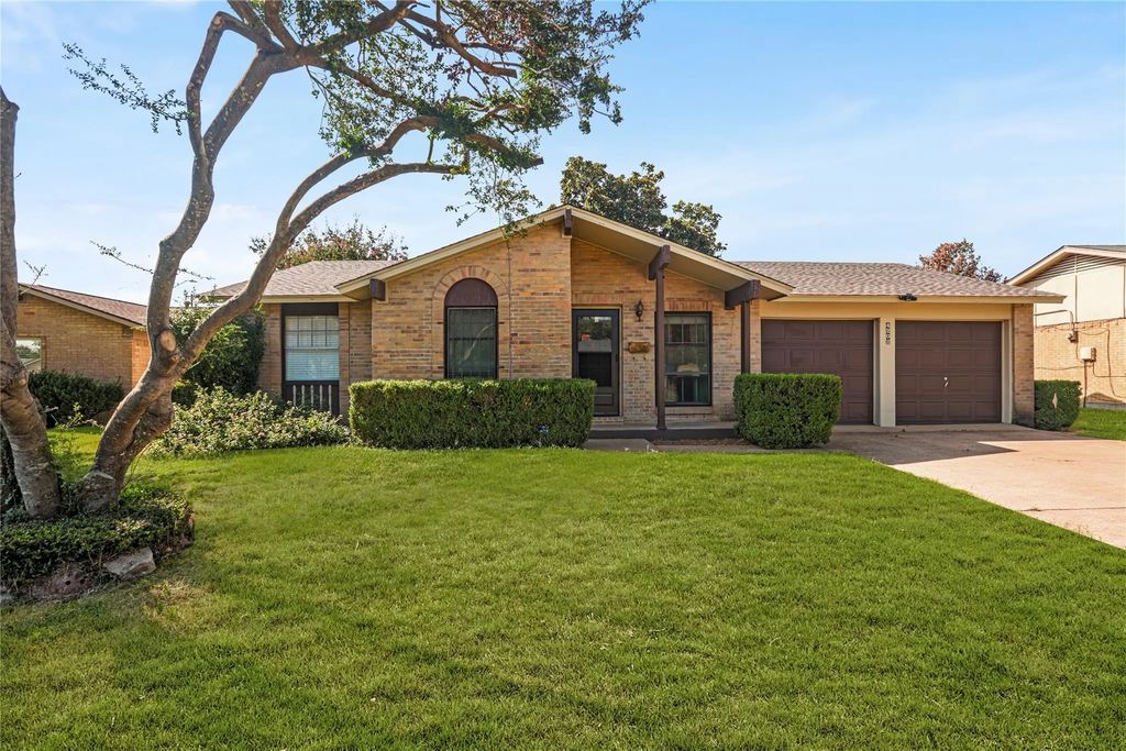 4202 Hillsdale Lane, Garland