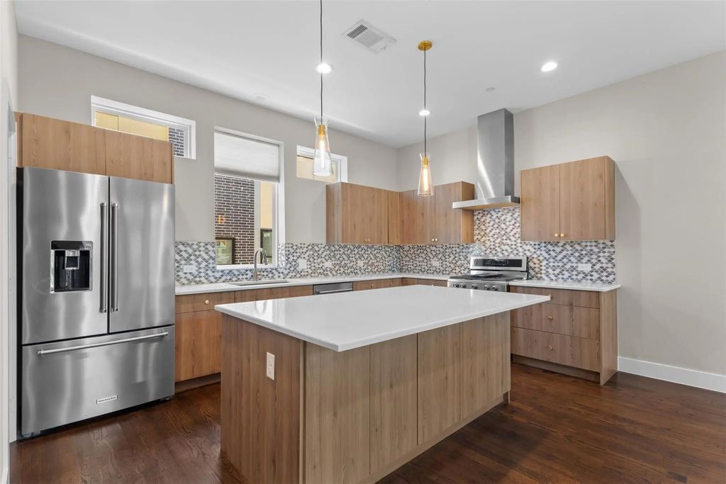 4514 Cabell Drive 101, Dallas