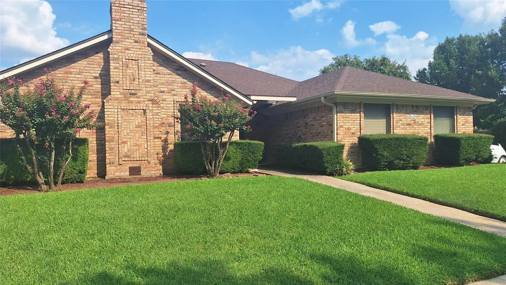 2609 Talisman Court, Bedford