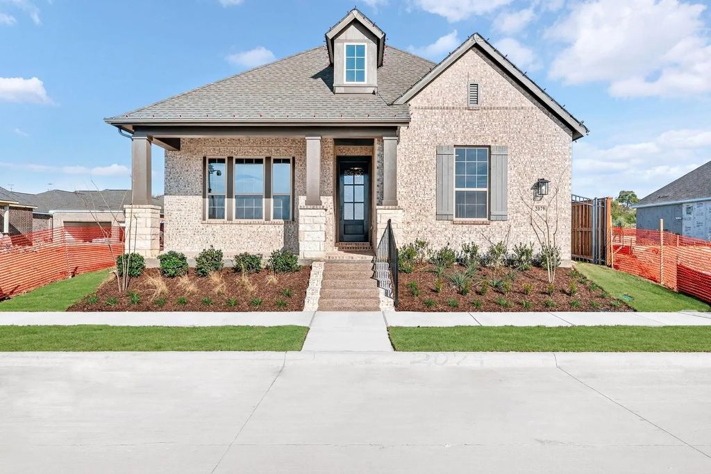 2079 Pine Grove Lane, Arlington