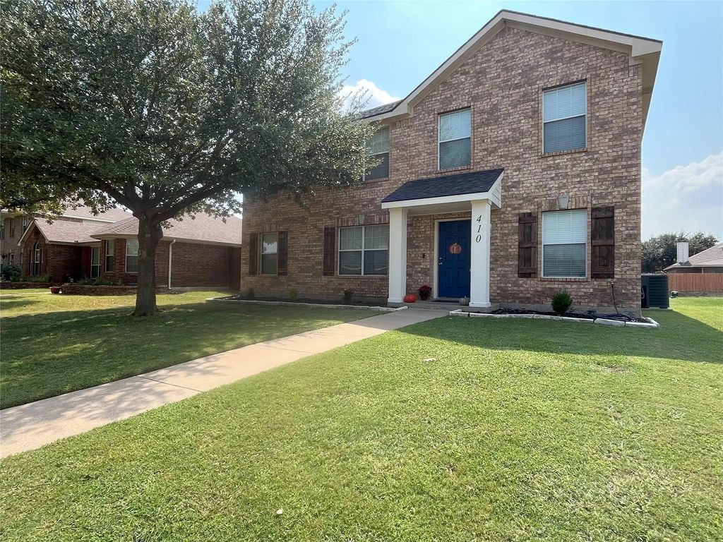 410 Blue Berry Lane, Red Oak