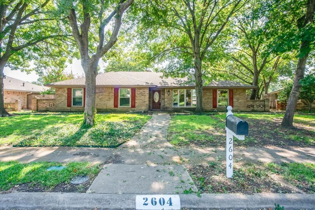 2604 Pin Oak Lane, Plano