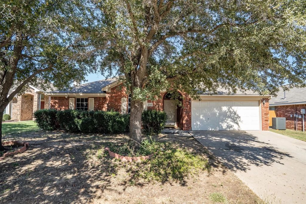 2713 Hilcroft Avenue, Denton