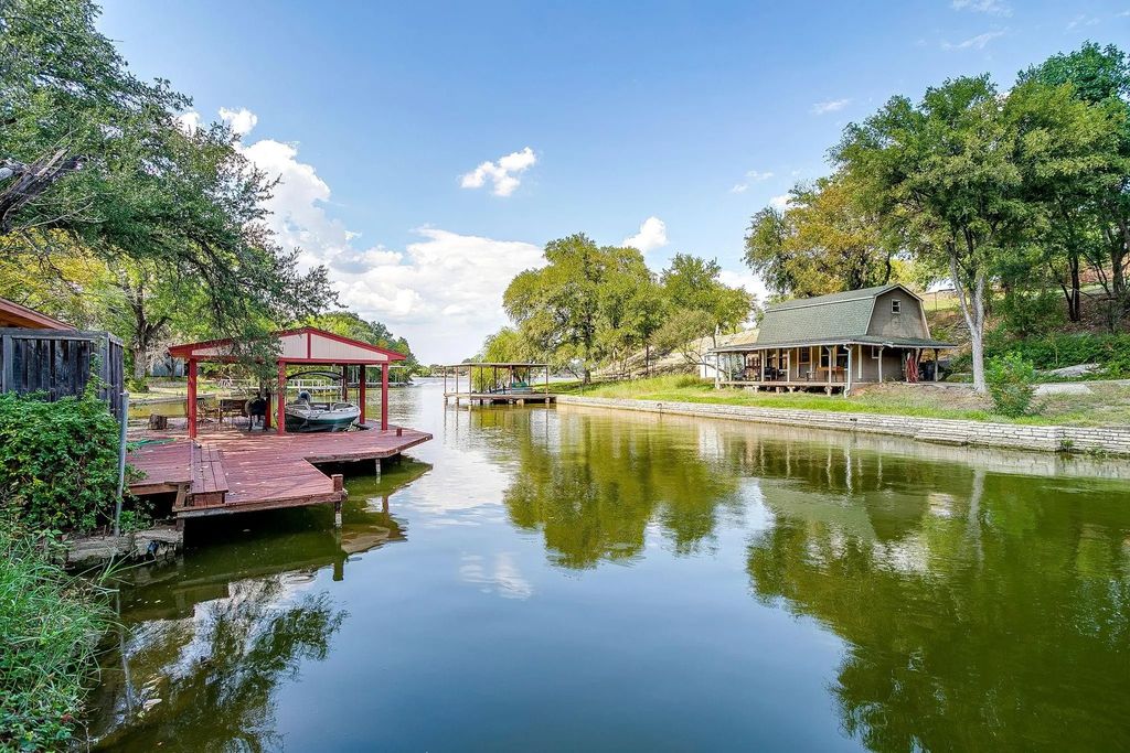 120 Siesta Court, Granbury