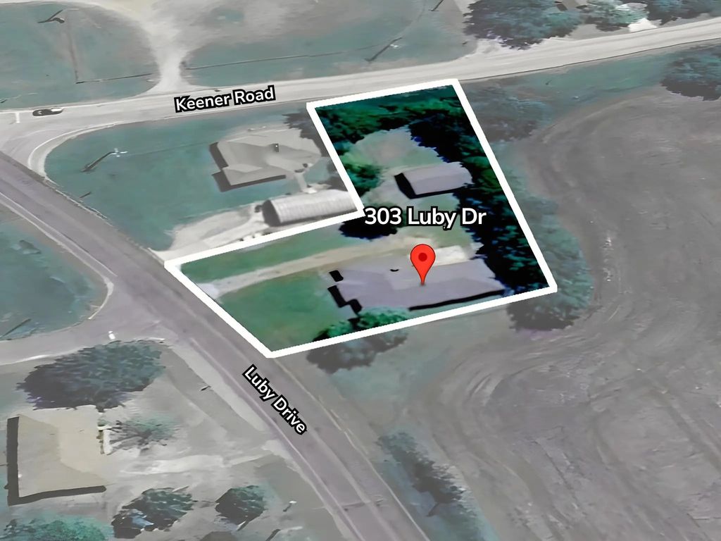 303 Luby Drive, Tom Bean