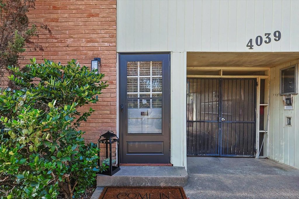 4039 Cole Avenue 101, Dallas
