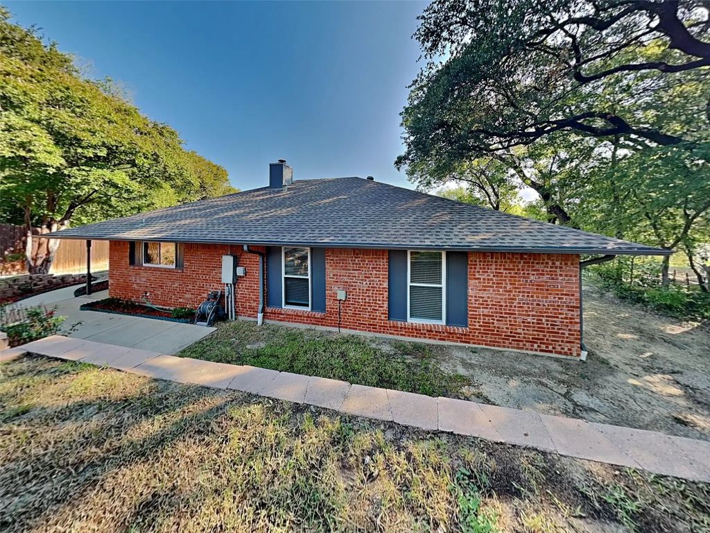 9382 Live Oak Lane, Fort Worth