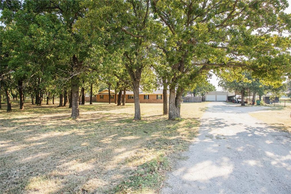 1767 Fm 1759, Nocona
