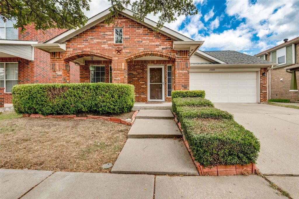 2668 Basswood Drive, Grand Prairie