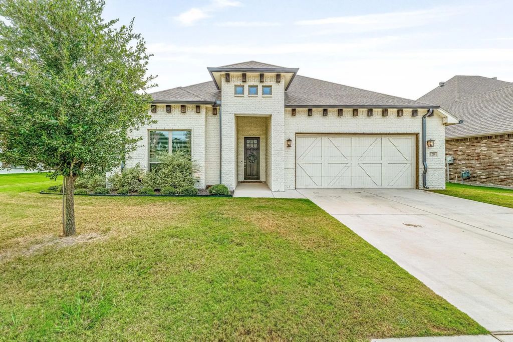 1201 Crown Valley Drive, Weatherford