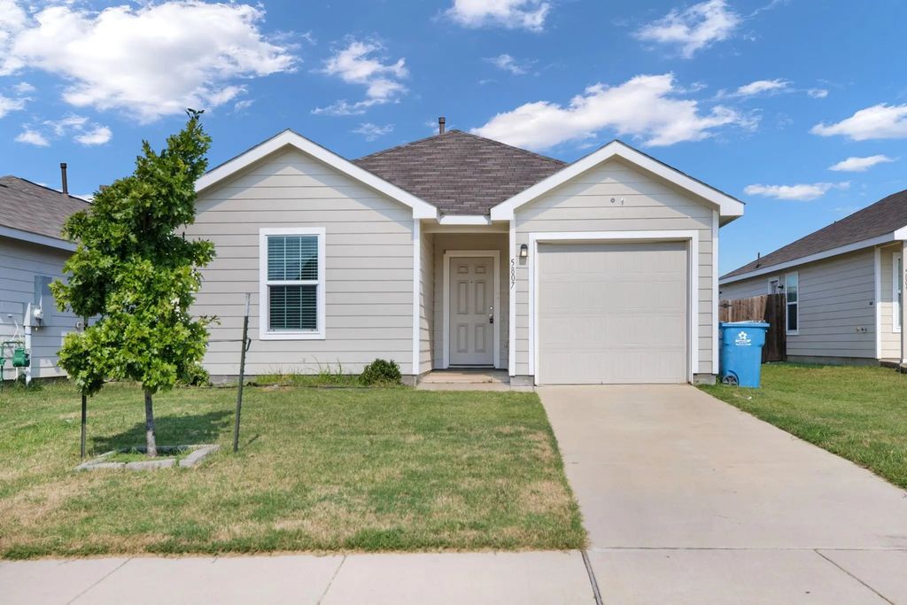 5807 Grindstone Drive, Forney