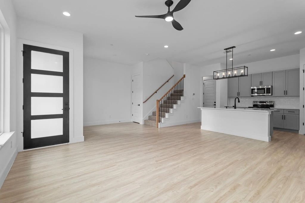 8926 Lowell Street, Rowlett
