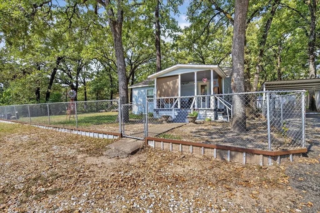 177 Hickory Trail, Gun Barrel City