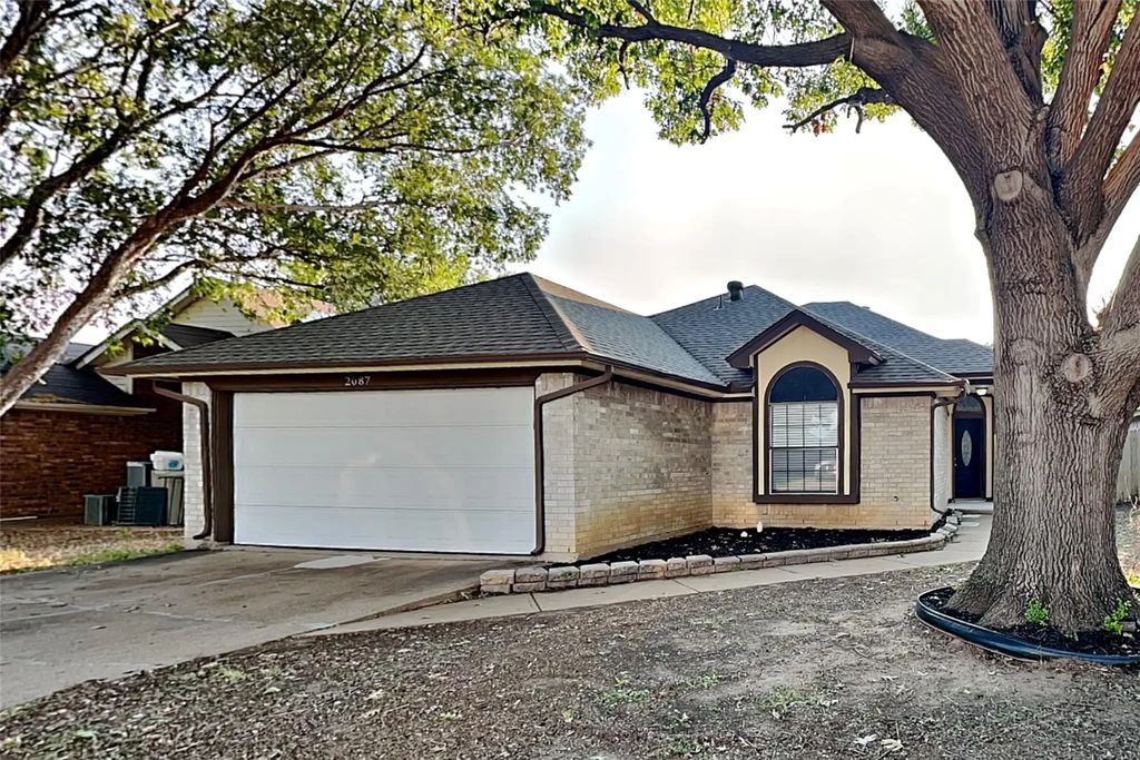 2087 Bronco Lane, Keller