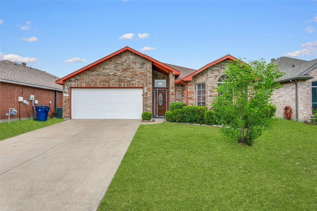 1321 Mill Wood Lane, Garland