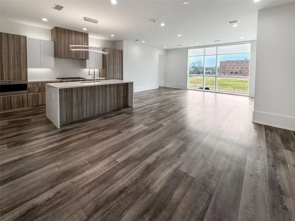 3525 Normandy Avenue 36, Highland Park
