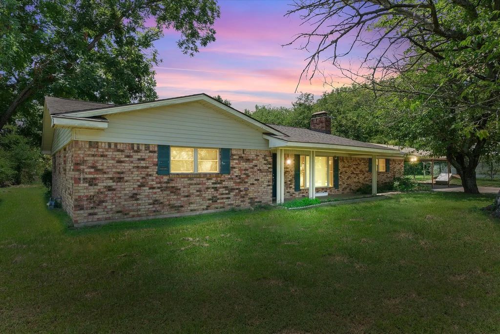 5159 Fm 858, Ben Wheeler