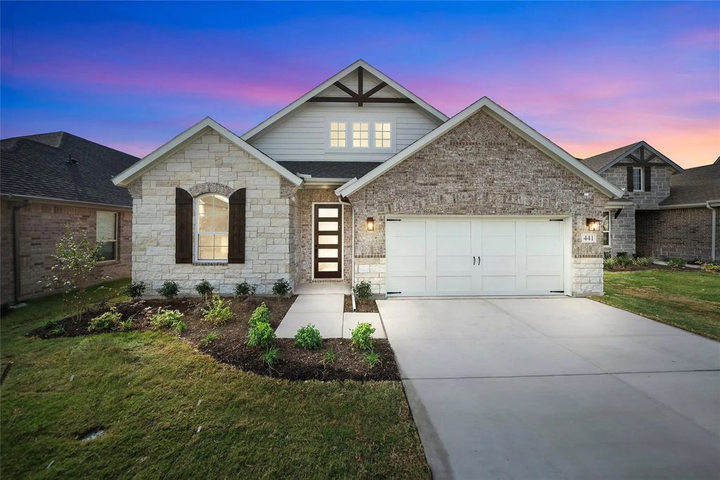 441 Pickett Creek Drive, Aledo