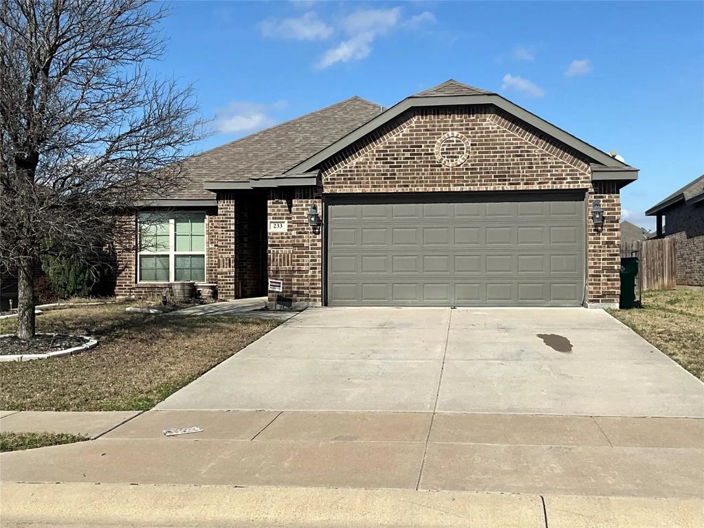 233 Valley View Drive, Waxahachie