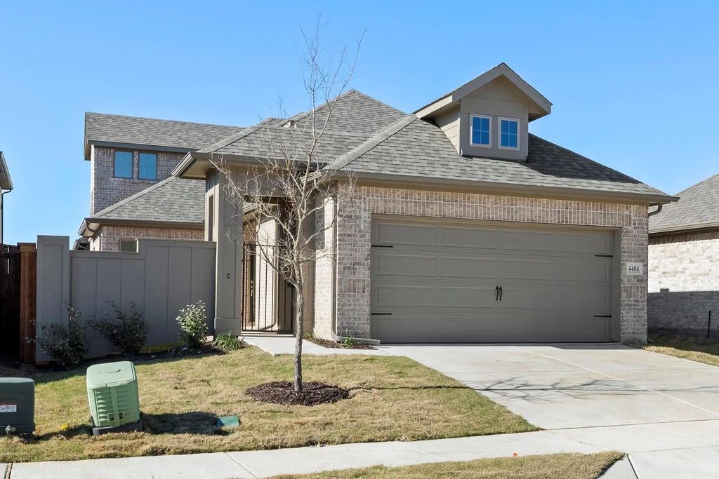 4404 Golden Sage Avenue, Little Elm