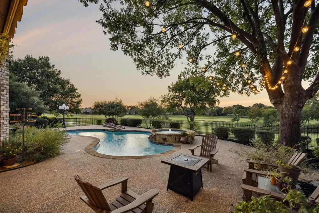 2308 Broken Point, McKinney