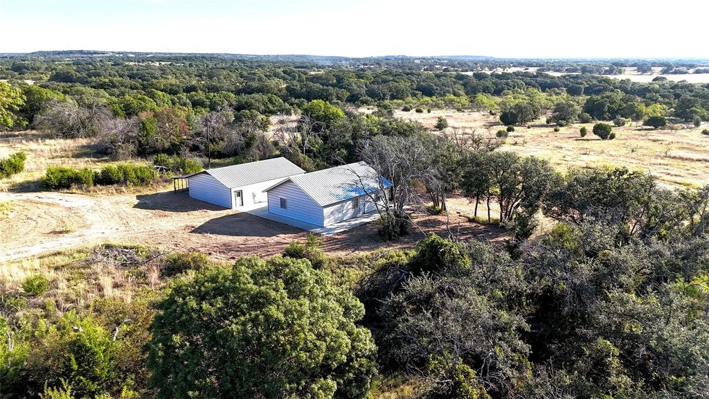 420 County Road 190, Zephyr