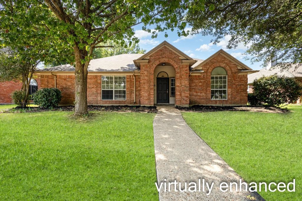 1420 Country Lane, Allen