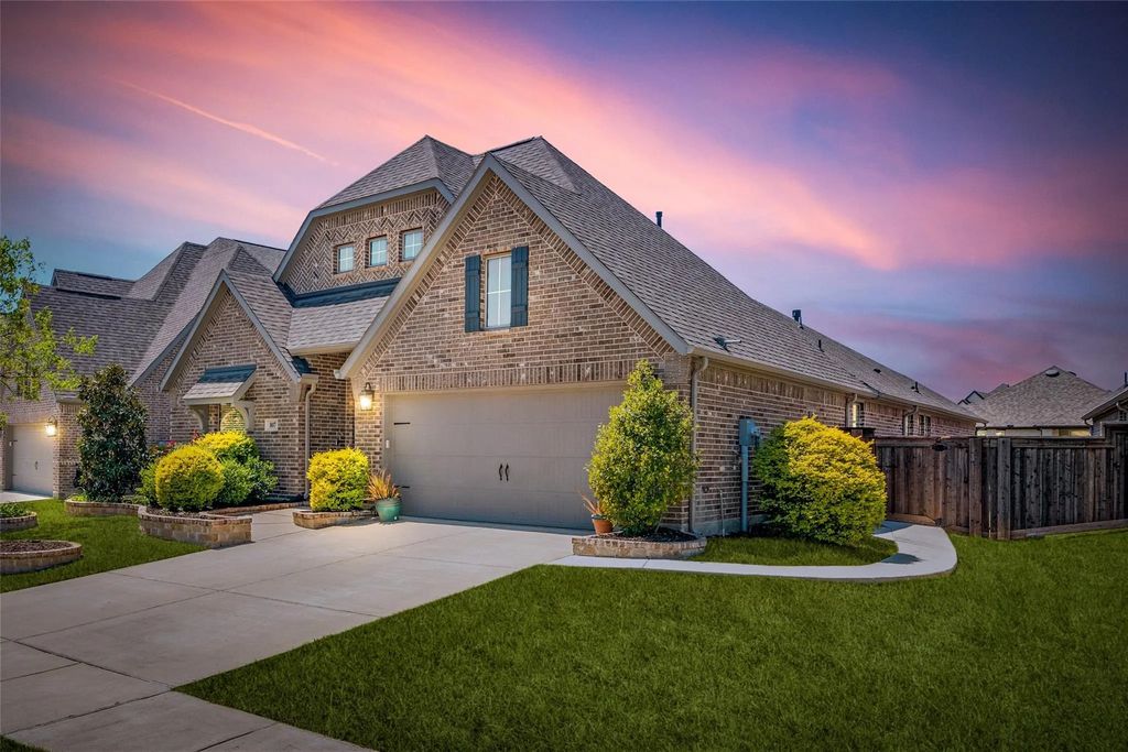 807 Knoxbridge Road, Forney