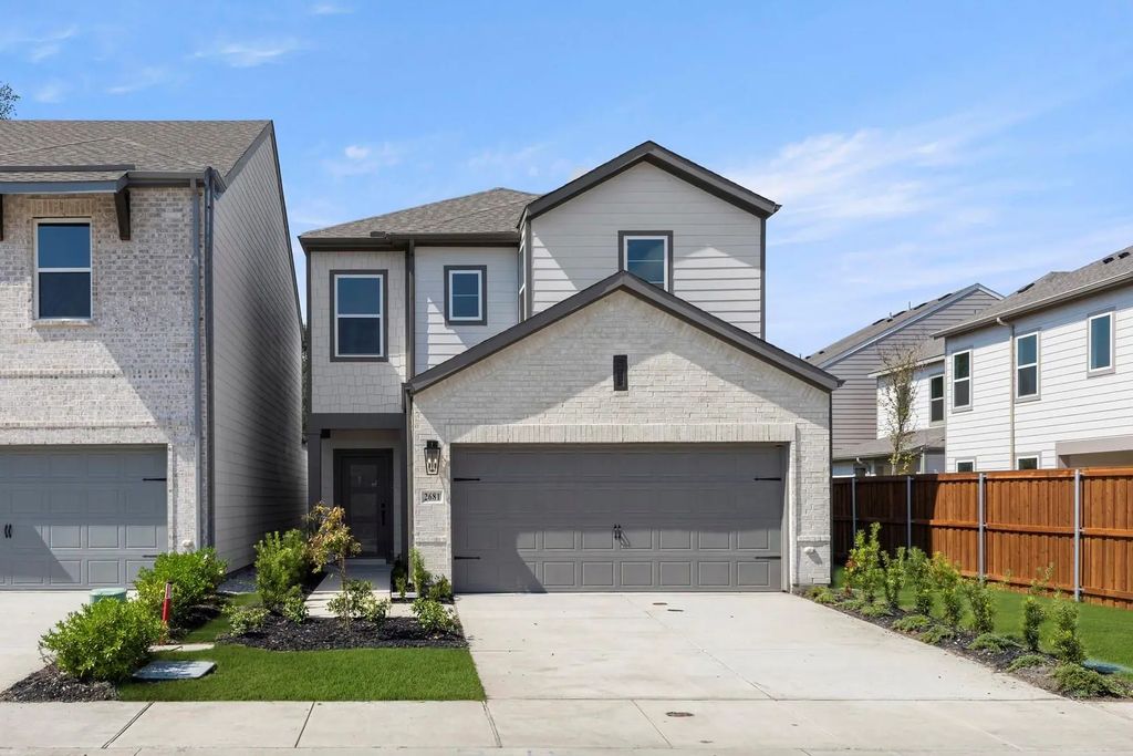 2681 Mineral Wells Lane, Dallas