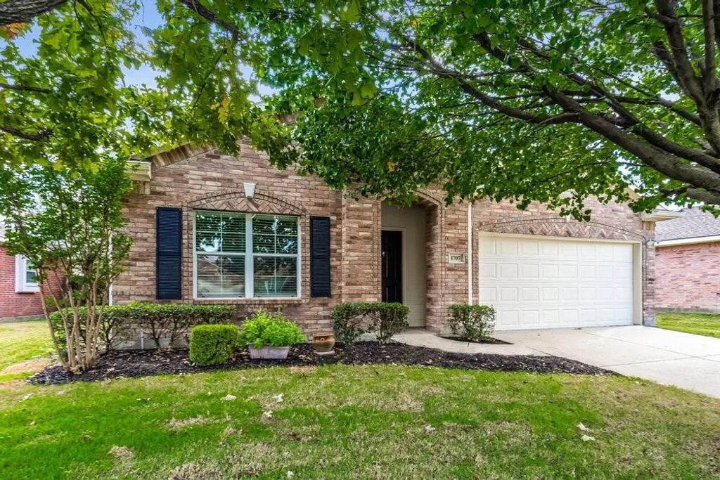 1707 White Mountain Way, Princeton
