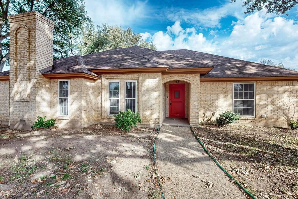 4901 Fort Stockton Drive, Arlington